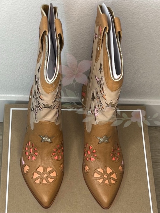 Dolce Vita Shoes - NWT Dolce Vita Lassie Western Cowboy Boots Tan Floral Cutout Star 7.5